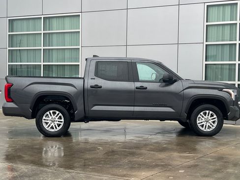 New 2026 Toyota Tundra SR5 image 3