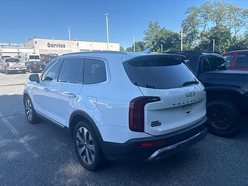 Used 2022 Kia Telluride S AWD/4WD image 12