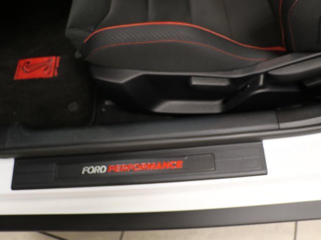 Used 2019 Ford Mustang Shelby GT350R w/ GT350R Equipment Group 920A RWD image 19