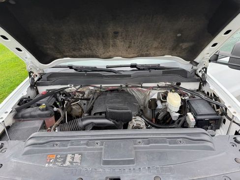 Used 2017 Chevrolet Silverado 2500 W/T AWD/4WD image 27