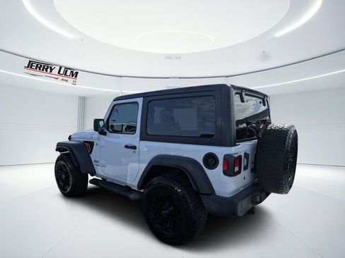Used 2020 Jeep Wrangler Sport AWD/4WD image 5