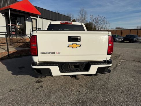 Used 2017 Chevrolet Colorado W/T w/ WT Convenience Package image 8