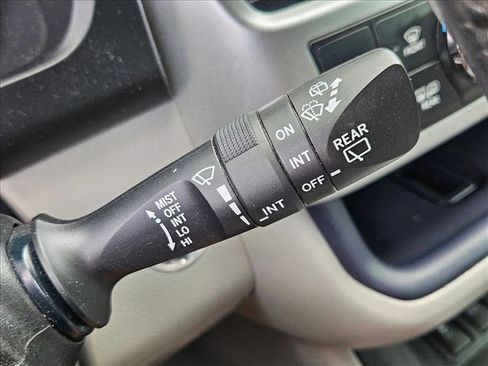 Used 2017 Toyota Highlander XLE AWD/4WD image 16