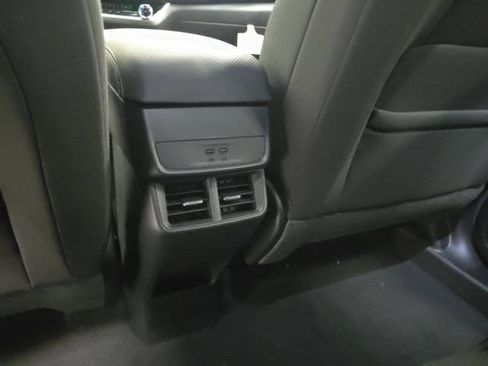 New 2026 Chevrolet Equinox LT w/ Safety and Technology Package FWD image 22