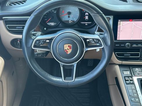 Used 2020 Porsche Macan S AWD/4WD image 14