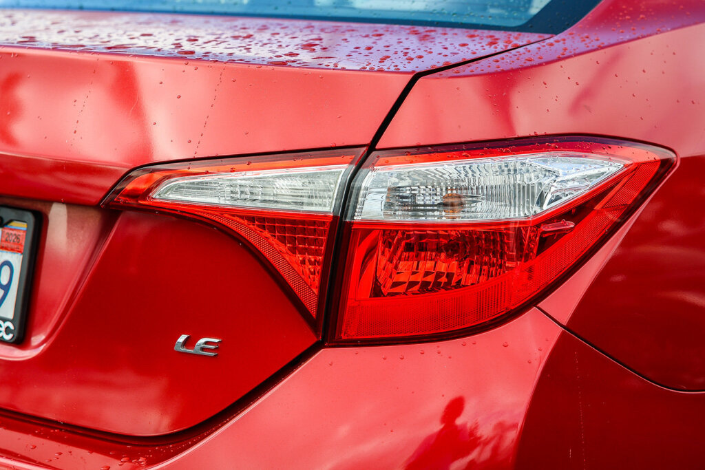 Used 2014 Toyota Corolla LE FWD image 23