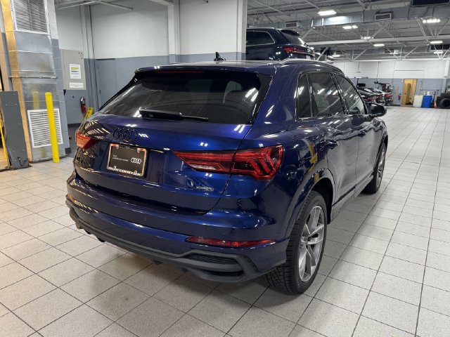 Certified 2023 Audi Q3 2.0T Premium w/ Black Optic Sport Package AWD/4WD image 5