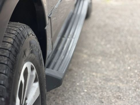 Used 2015 Ford Expedition EL XLT w/ Equipment Group 202A AWD/4WD image 11