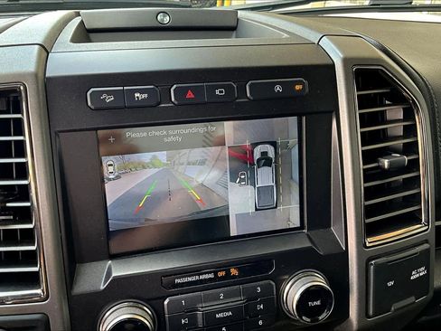 Used 2018 Ford F150 Raptor w/ Equipment Group 802A Luxury image 29