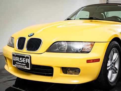 Used 2002 BMW Z3 2.5i image 17