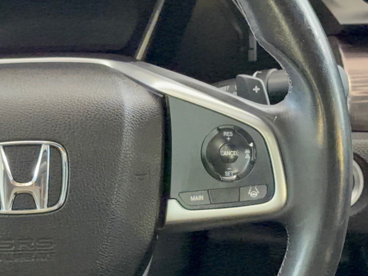 Used 2019 Honda Civic Touring image 19