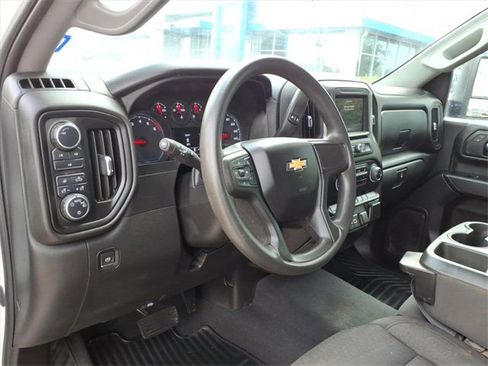 Used 2024 Chevrolet Silverado 2500 Custom w/ Custom Convenience Package image 20