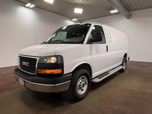 Used 2024 GMC Savana 2500 w/ Driver Convenience Package image 43