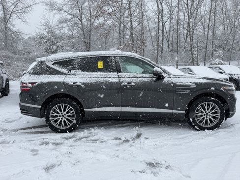 Used 2025 Genesis GV80 2.5T Standard image 9