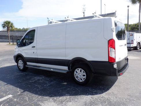 Used 2018 Ford Transit 250 130 Low Roof w/ Exterior Upgrade Package RWD image 3