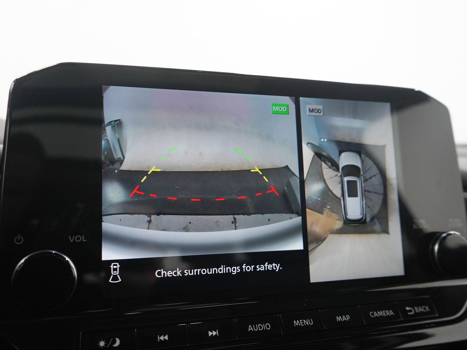 Used 2024 Nissan Pathfinder Platinum AWD/4WD image 35