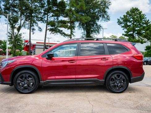 Used 2025 Subaru Ascent Onyx Edition AWD/4WD image 2