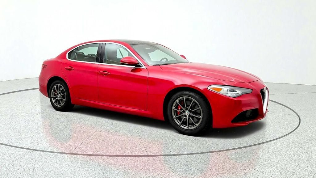 Used 2018 Alfa Romeo Giulia AWD w/ Cold Weather Package image 3