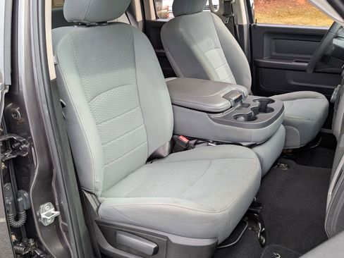 Used 2019 RAM 1500 Express w/ Express Value Package image 20