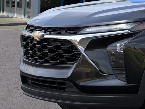 New 2026 Chevrolet Trax LS w/ LS Convenience Package FWD image 13
