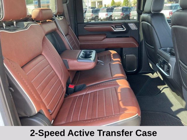 Used 2024 GMC Sierra 2500 Denali Ultimate AWD/4WD image 25