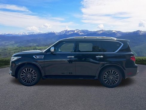 Used 2024 INFINITI QX80 Sensory w/ All-Season Package AWD/4WD image 2