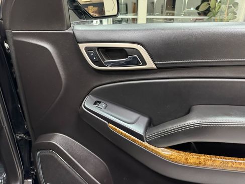 Used 2016 GMC Yukon Denali image 15