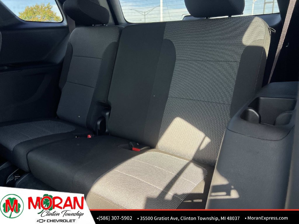 Certified 2023 Chevrolet Traverse LT FWD image 14