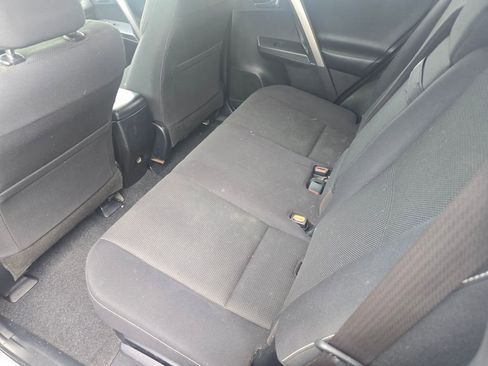 Used 2018 Toyota RAV4 XLE w/ Convenience Package AWD/4WD image 11