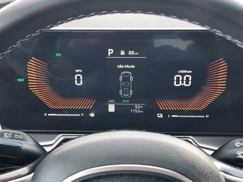 Certified 2025 Kia Sorento EX image 19