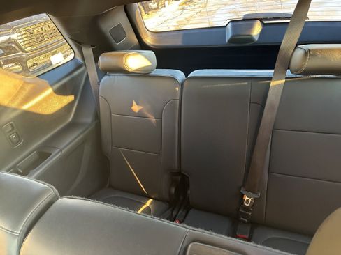 Used 2023 Chevrolet Traverse LT w/ LPO, Floor Liner Package image 16