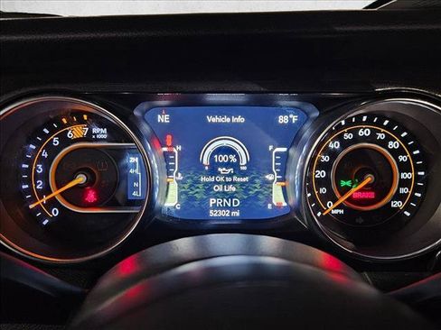 Used 2021 Jeep Wrangler Unlimited Sport AWD/4WD image 11