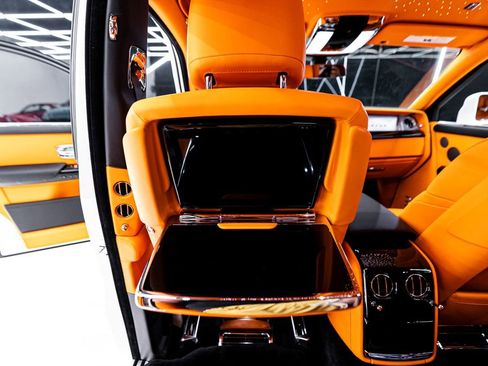 Used 2026 Rolls-Royce Phantom Sedan image 78