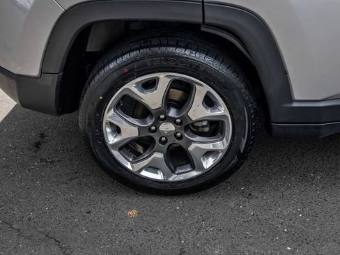Used 2019 Jeep Compass Limited AWD/4WD image 6