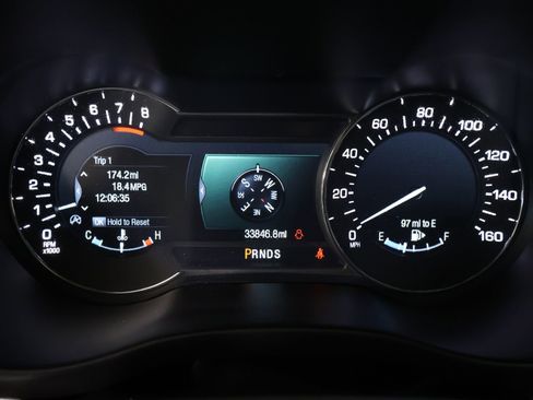 Used 2019 Lincoln MKC Reserve w/ MKC Technology Package FWD image 4