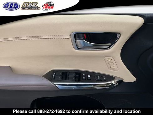 Used 2013 Toyota Avalon Limited image 12