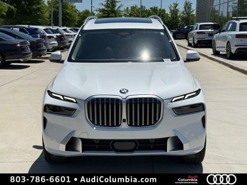 Used 2023 BMW X7 xDrive40i AWD/4WD image 8