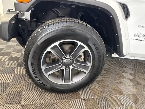Used 2023 Jeep Wrangler Sahara image 31
