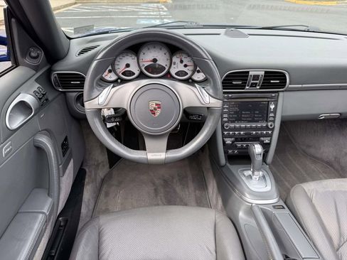 Used 2009 Porsche 911 Carrera S image 9