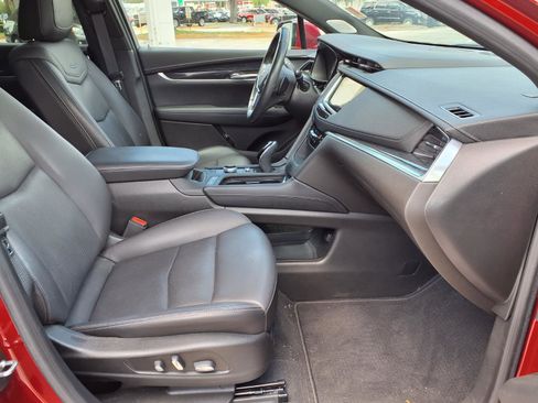 Used 2023 Cadillac XT5 Premium Luxury image 9