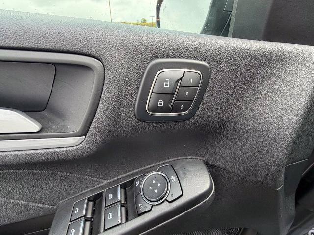 Certified 2025 Ford Escape Platinum AWD/4WD image 22