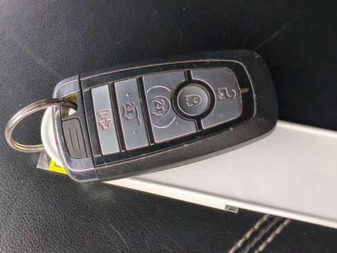 Used 2020 Ford Explorer XLT w/ Equipment Group 202A image 36