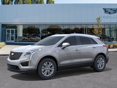 New 2024 Cadillac XT5 Luxury image 2