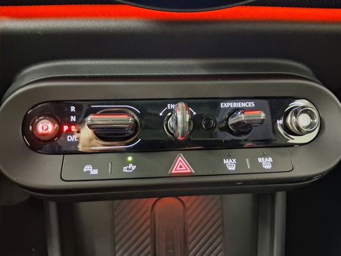 New 2026 MINI Cooper 2-Door Hardtop FWD image 15