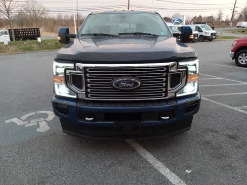 Used 2022 Ford F350 Limited image 2