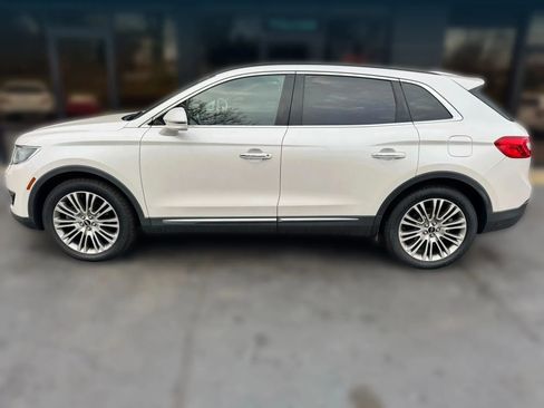 Used 2018 Lincoln MKX Reserve w/ Lincoln MKX Climate Package image 2