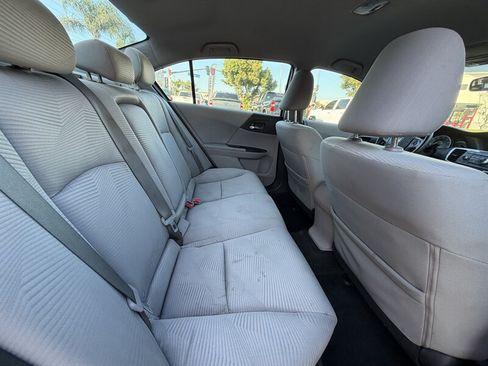 Used 2015 Honda Accord LX image 28