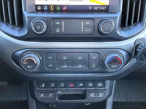 Used 2022 Chevrolet Colorado ZR2 image 18