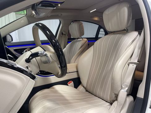 Certified 2022 Mercedes-Benz S 500 4MATIC w/ AMG Line Package image 21