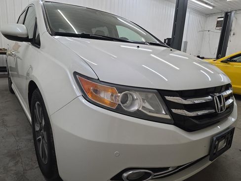 Used 2014 Honda Odyssey Touring image 16